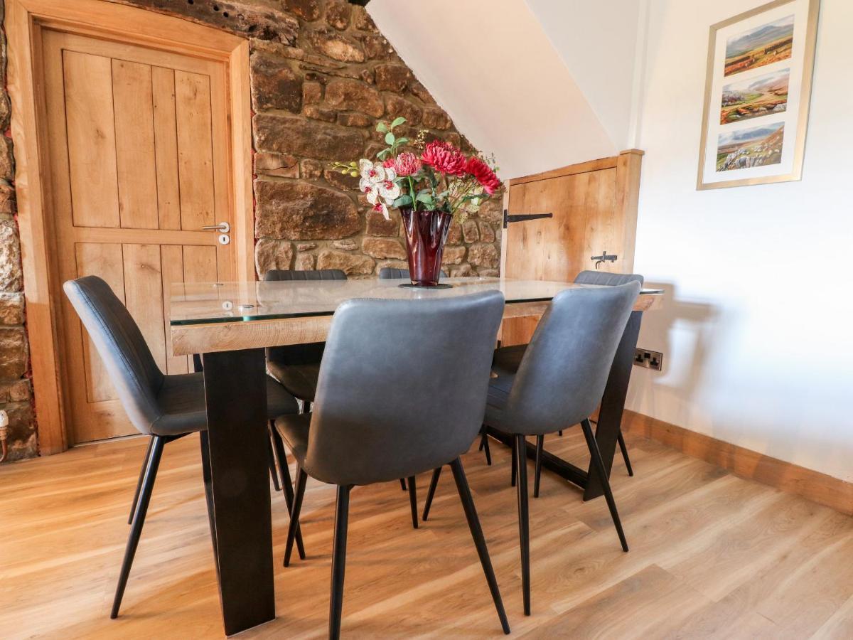Moss Side Retreat Villa Скиптън Екстериор снимка