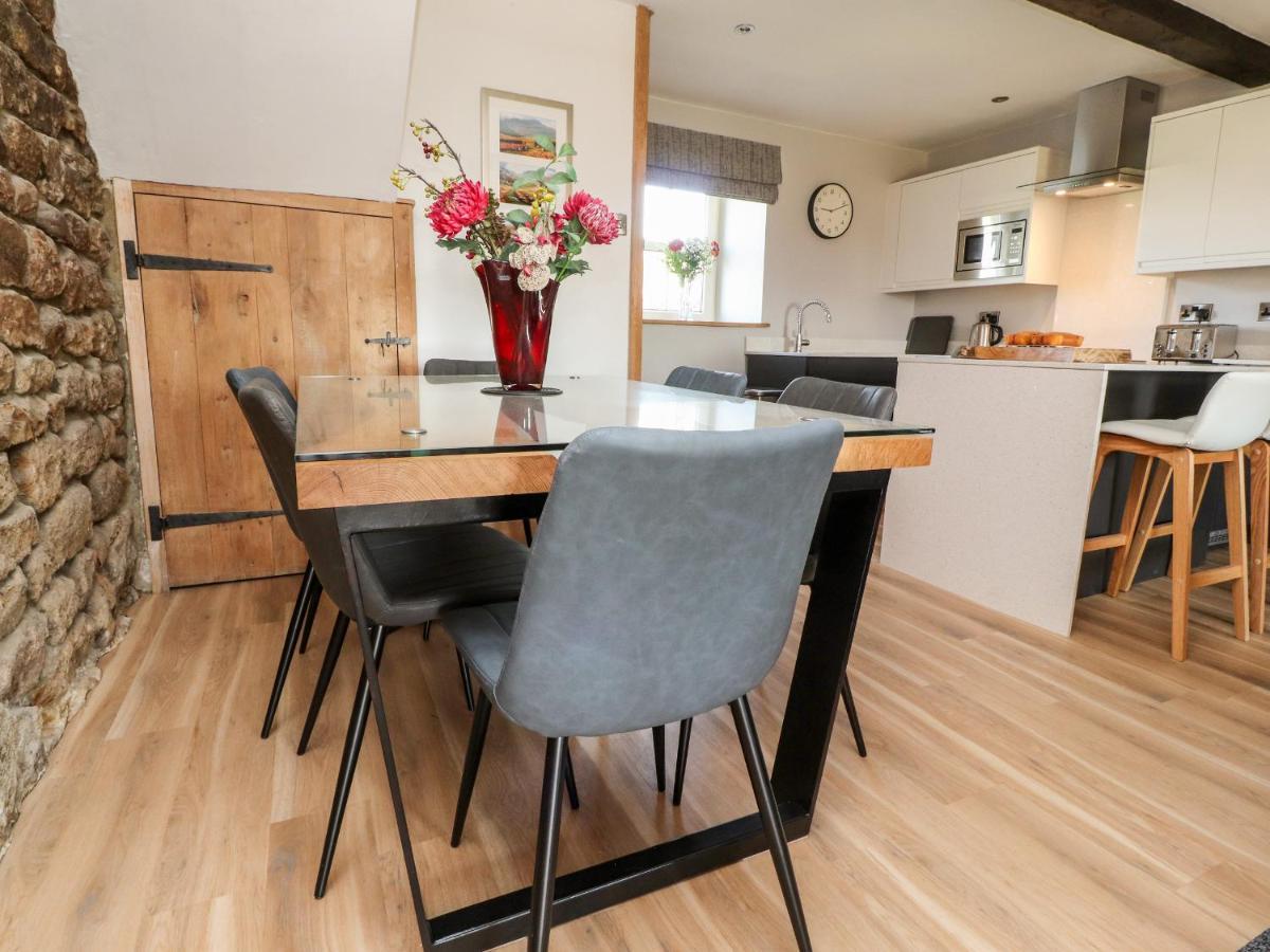 Moss Side Retreat Villa Скиптън Екстериор снимка